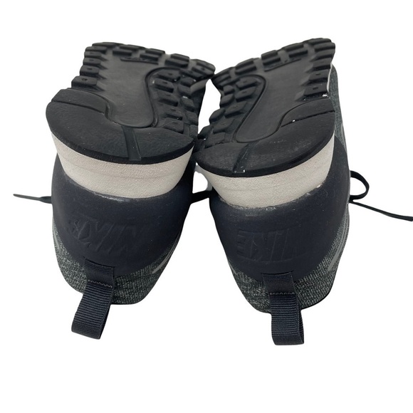 Nike Sneakers Dark Grey and Black MD Runner 2 Eng Mesh Running Athletic Shoes-9 - Picture 12 of 12